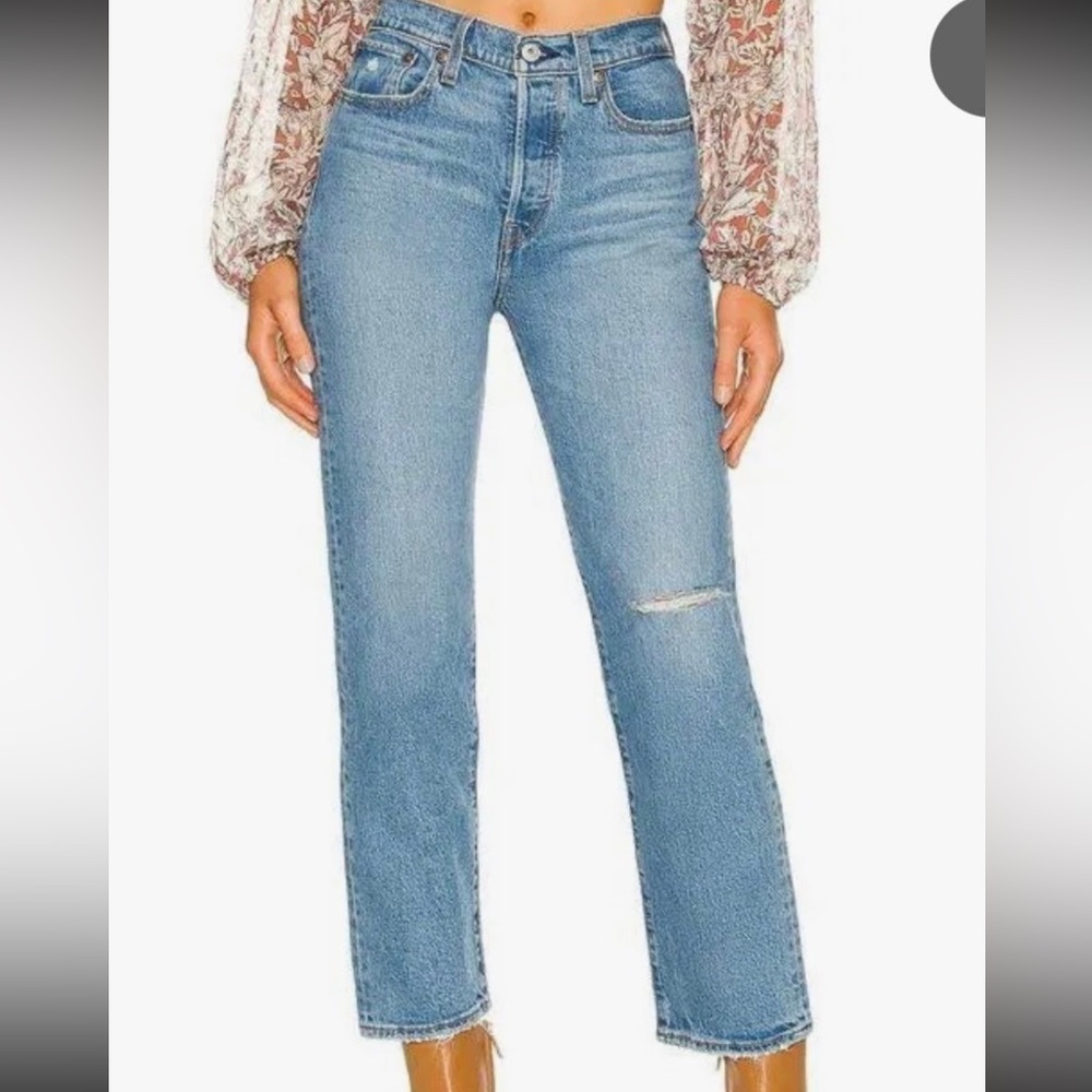 Levi crop wedgie straight jeans